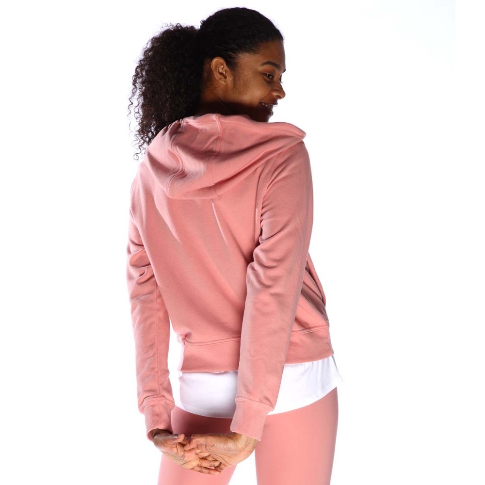 NWT Nike Dri-Fit One Women's Coral Pink Training Sweatshirt FB5198-618 - Picture 2 of 13